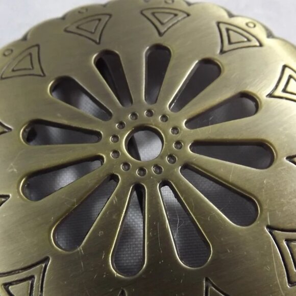 Ornate Gold Tone Metal Round Belt Buckle with Cut Outs - Picture 6 of 9